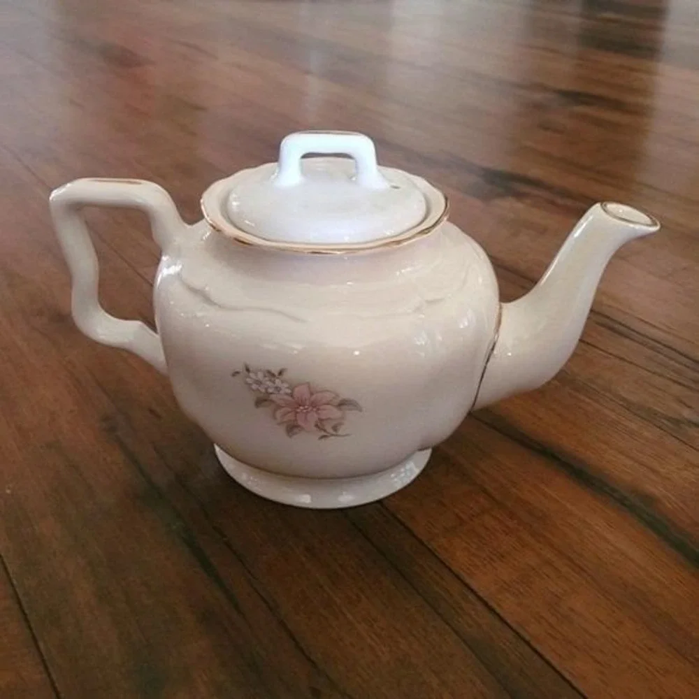 Arthur Wood England Porcelain Teapot Floral Design Gold Trim Vintage‎